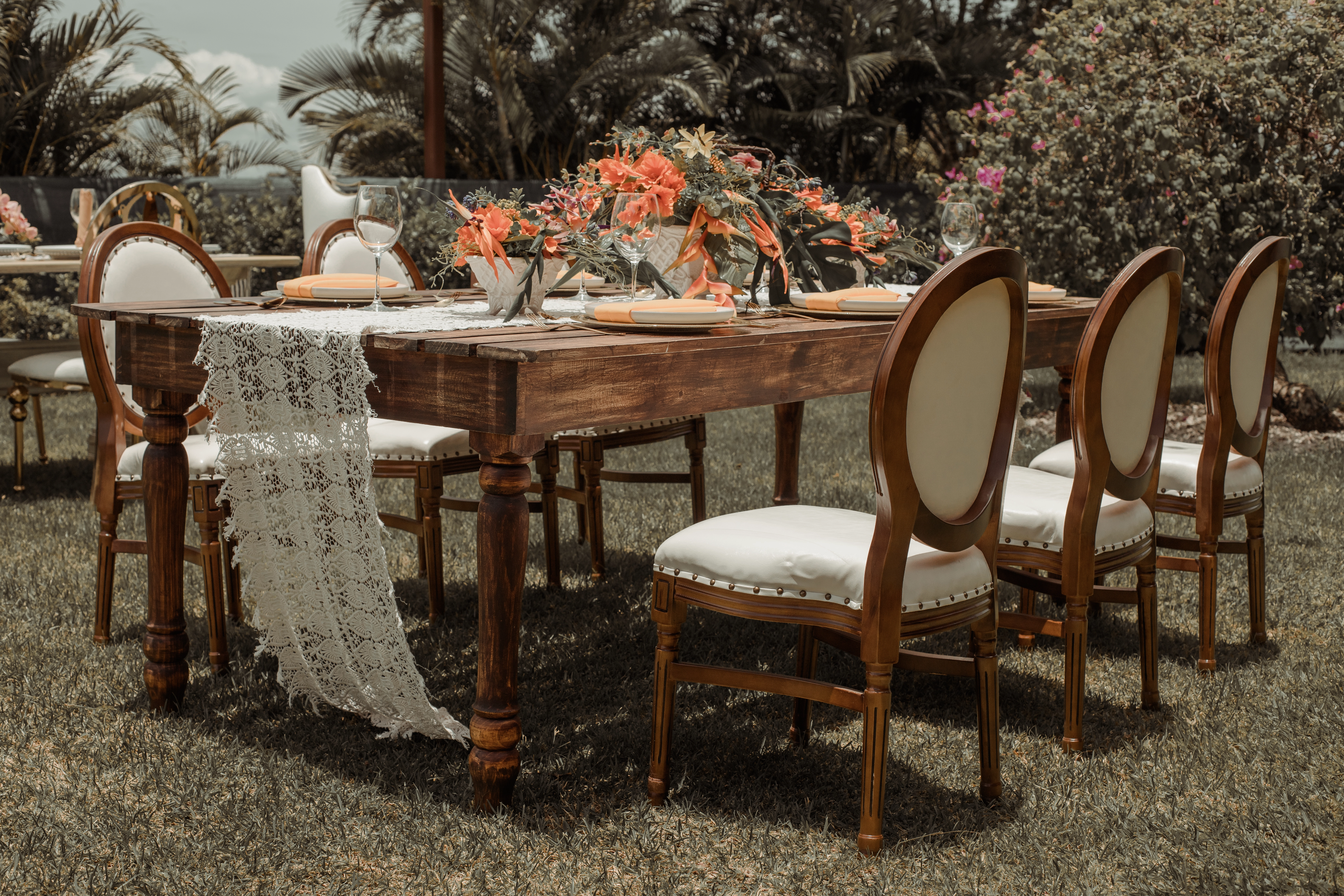 Montaje de mobiliario para eventos - JM Eventos Costa Rica